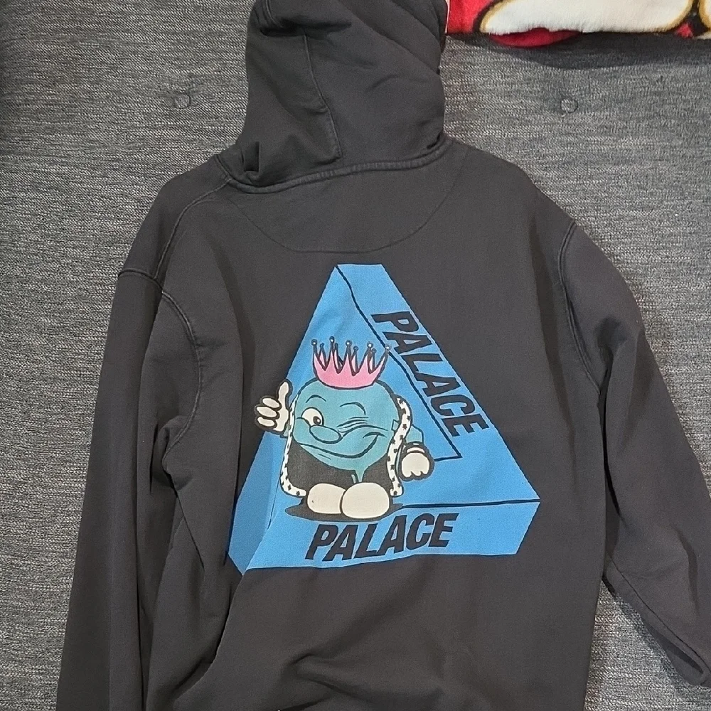 PALACE Black and Blue Logo Hoodie - Picture 3 of 3